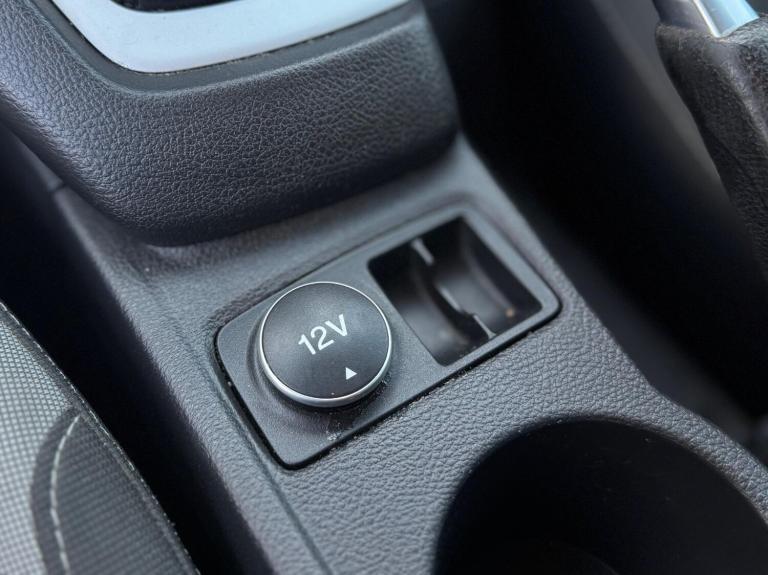 2012 Ford Focus 1.6 TDCi 115 Zetec 5dr HATCHBACK DIESEL Manual