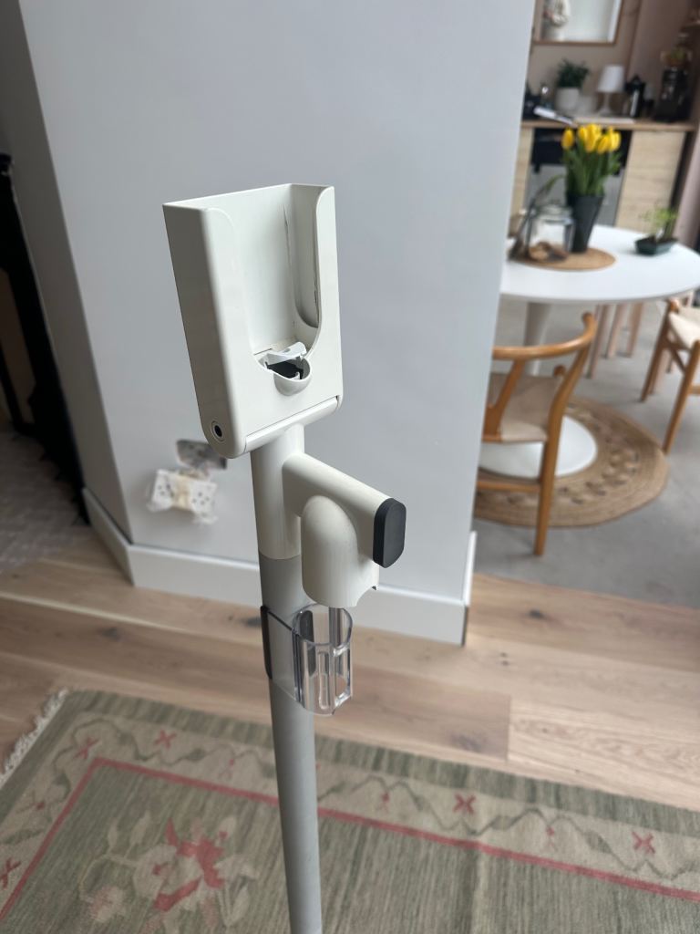 Dyson holder