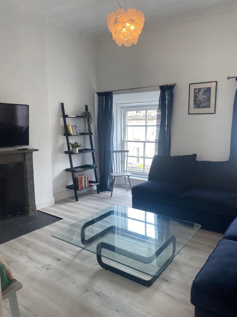 Newly Renovated Apartment Haymarket 