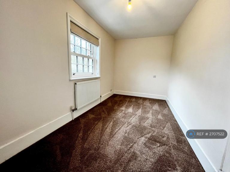 3 bedroom house in Maplehurst Road, West Grinstead, Horsham, RH13 (3 bed) (#2707522)