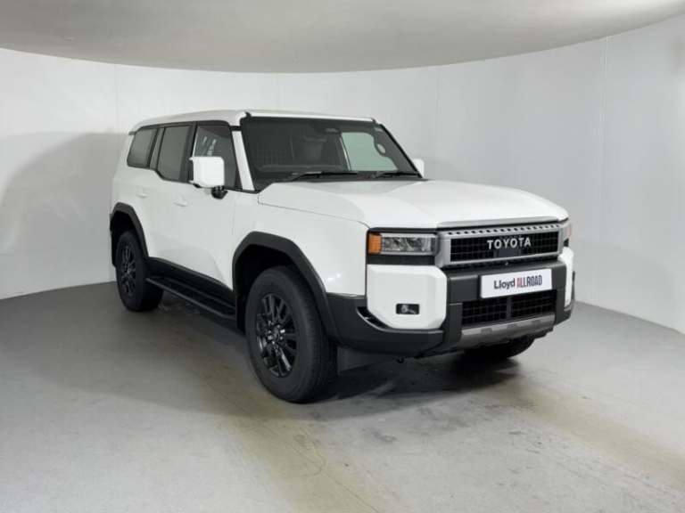 TOYOTA COMMERCIAL LAND CRUISER 2.8D 48V 205 Commercial Auto