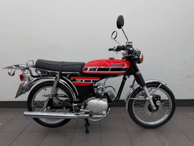 YAMAHA FS1-E DX 1977 R REG 666 MILES RED USED MOTORCYCLE 49CC