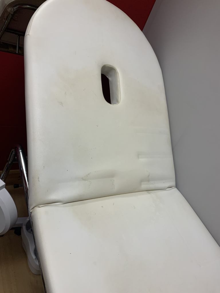 Massage/Beauty White 7ft by 2ft Bed