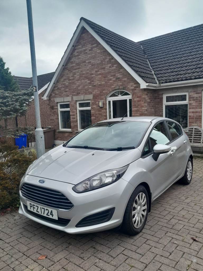 2013 Ford Fiesta 1.2 petrol 5 doors New timing belt Low mileage Low tax 12 months MOT