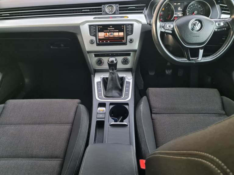 2015 Volkswagen Passat Estate 2.0 Tdi Se Business 150Bhp