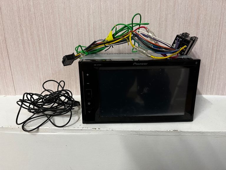 Pioneer DMH-A240BT radio 