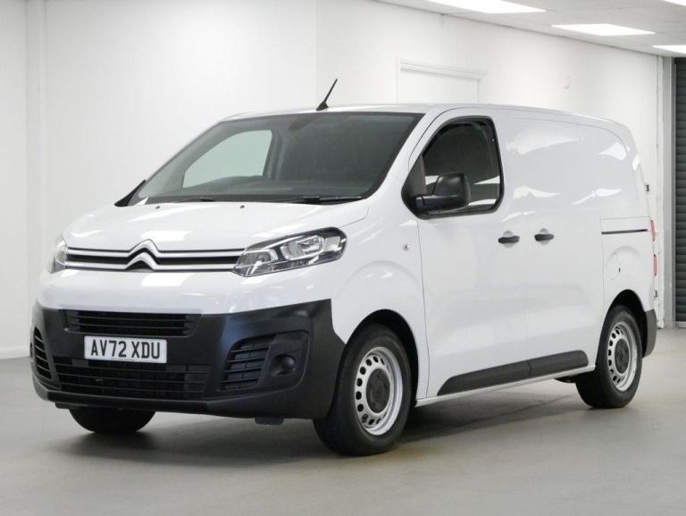 72 CITROEN DISPATCH 1000 1.5 BLUEHDI 100 BHP XS ENTERPRISE PRO EDITION 6DR