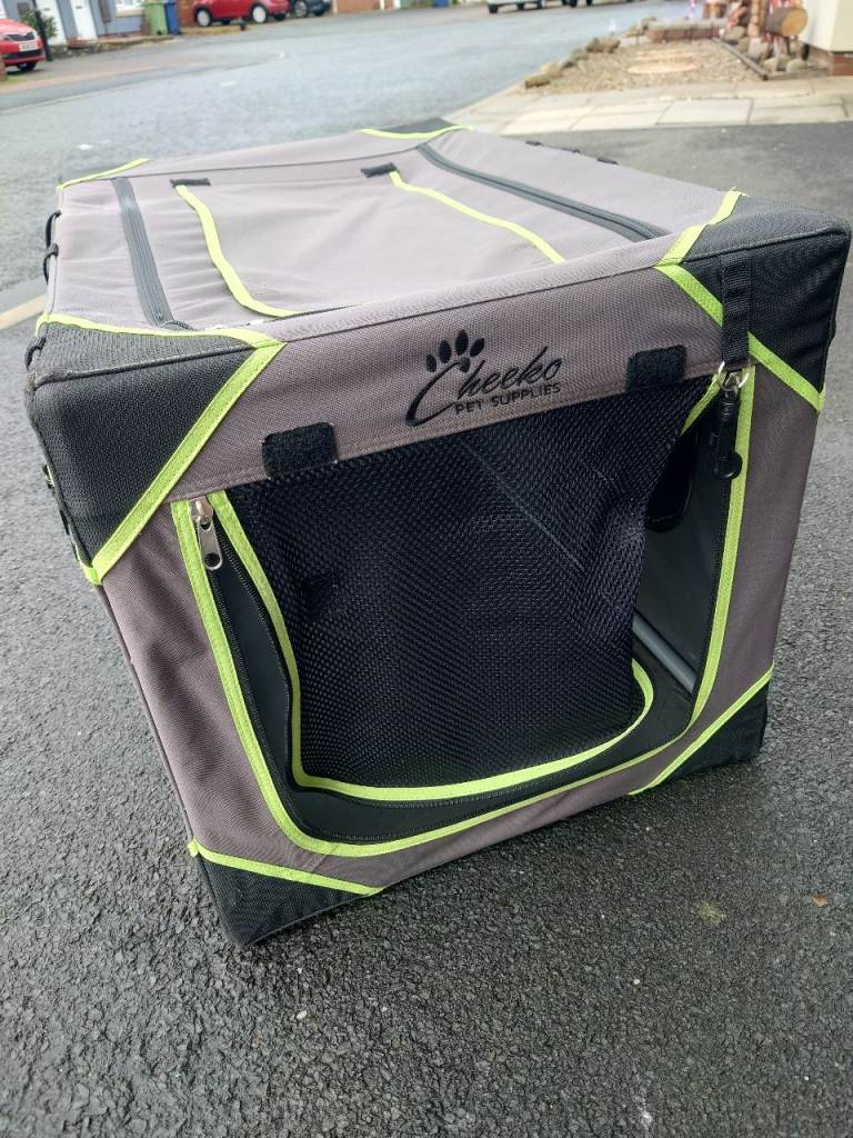 Cheeko Easy Up Fabric Kennel, Portable & Convenient Dog Crate - Size Medium ( 75 x 51 x 48cm)