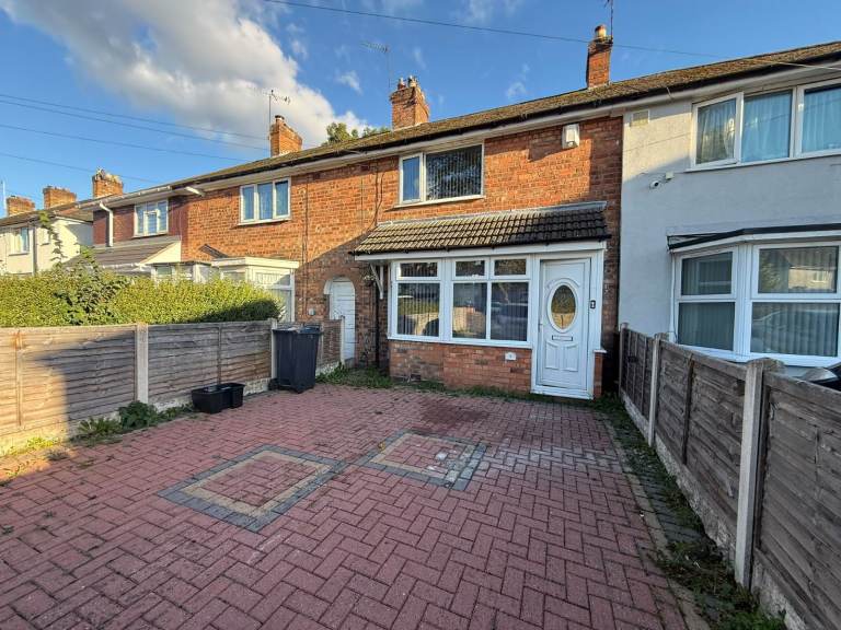 **STARCROSS ROAD****THREE BED HOUSE TO LET**ACOCKS GREEN**WELL PRESENTED**CALL NOW!**