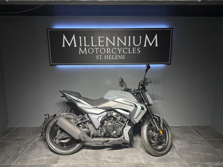 MORBIDELLI F125 LEARNER LEGAL NAKED MOTORCYCLE RIDE ON CBT