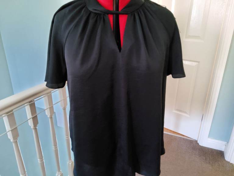 2 x ROMAN tops BNWT - size 18 Black/Silver