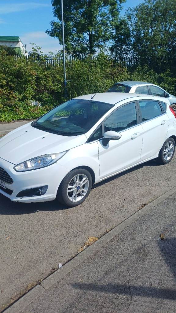 Ford, FIESTA, Hatchback, 2015, Manual, 998 (cc), 5 doors