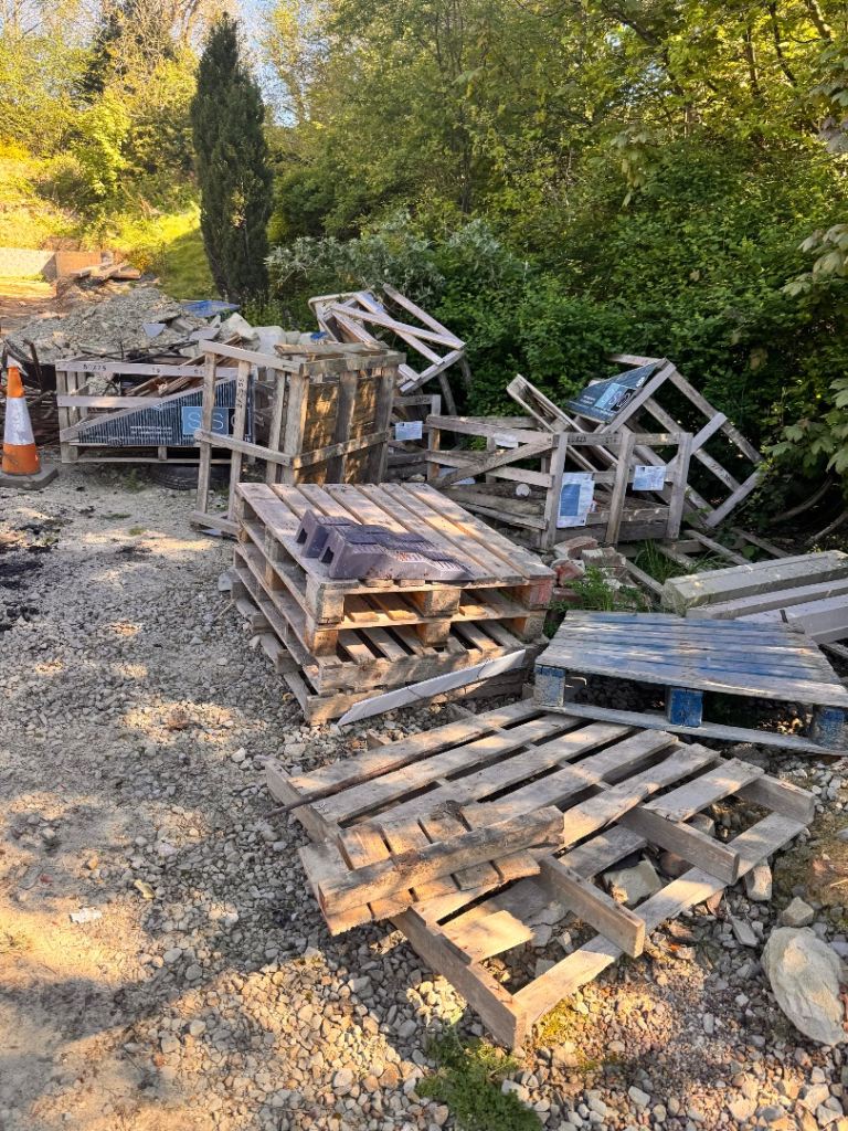 Free wooden pallets available for collection.