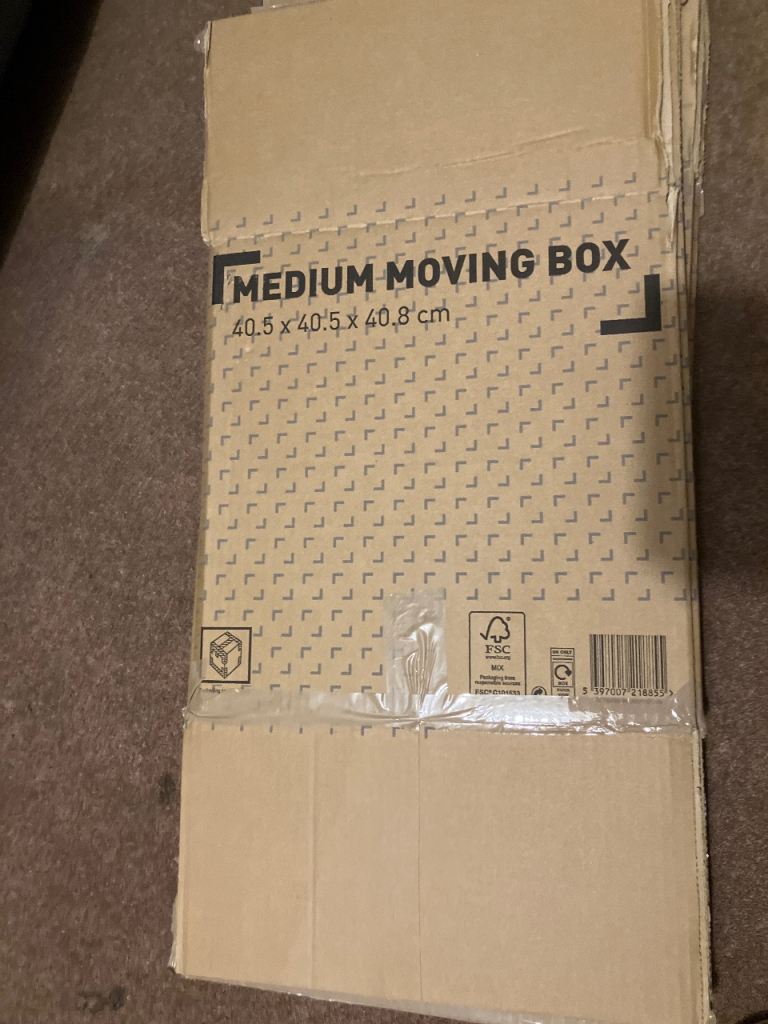 Used moving boxes size S & M