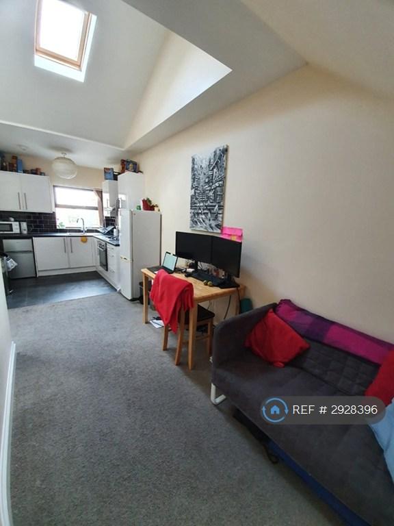 1 bedroom in Mitcham Road, London, SW17 (#2928396)
