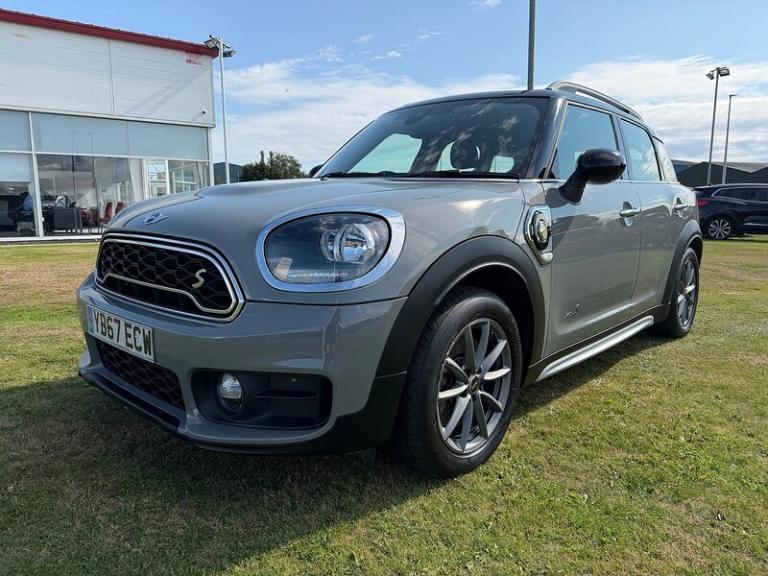2017 MINI Countryman Cooper SE SUV HYBRID Automatic