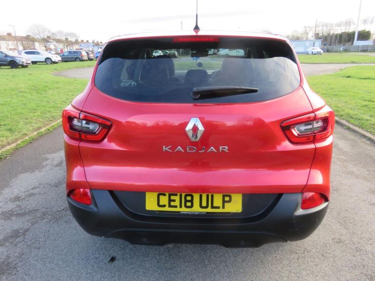 2018 Renault Kadjar 1.2 TCe Dynamique Nav Euro 6 (s/s) 5dr HATCHBACK Petrol Manual