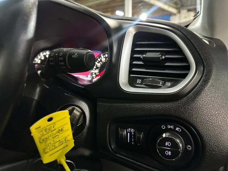 2017 Jeep Renegade 1.4T MultiAirII Limited SUV 5dr Petrol Manual Euro 6 (s/s) (140 ps) ESTATE Pet...