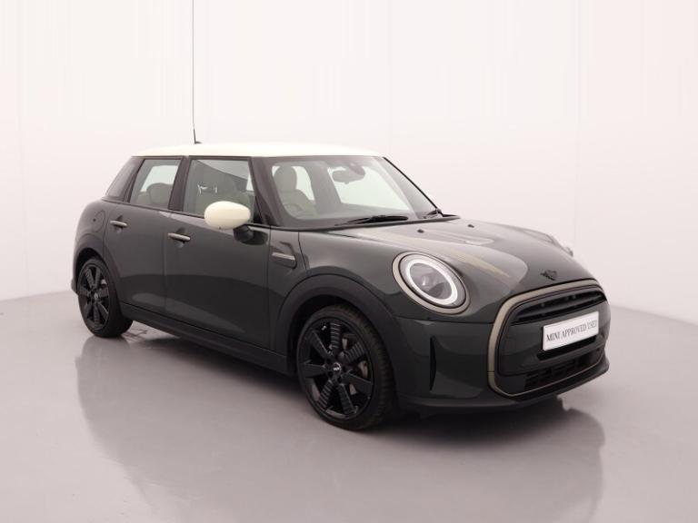 MINI HATCHBACK 1.5 Cooper Resolute Edition Premium 5dr Auto
