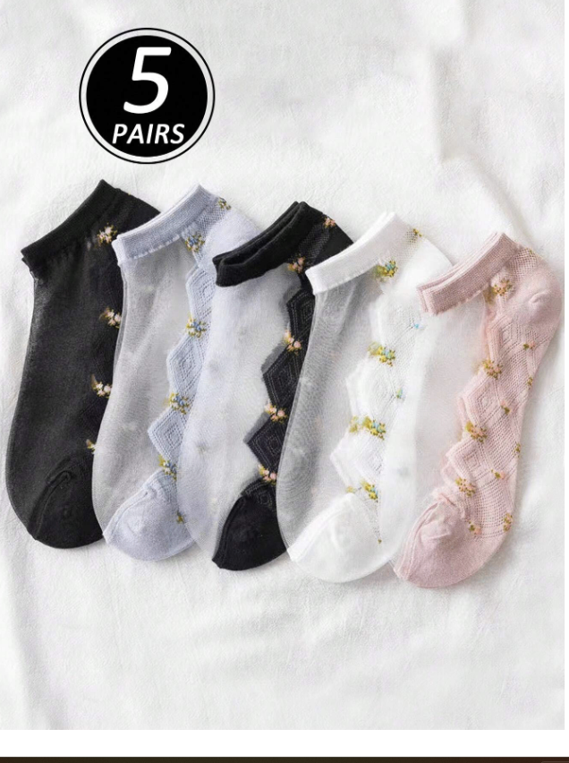 BULK BUY SOCKS.GREAT FOR CAR BOOT SALES ETC.(600+ Prs)