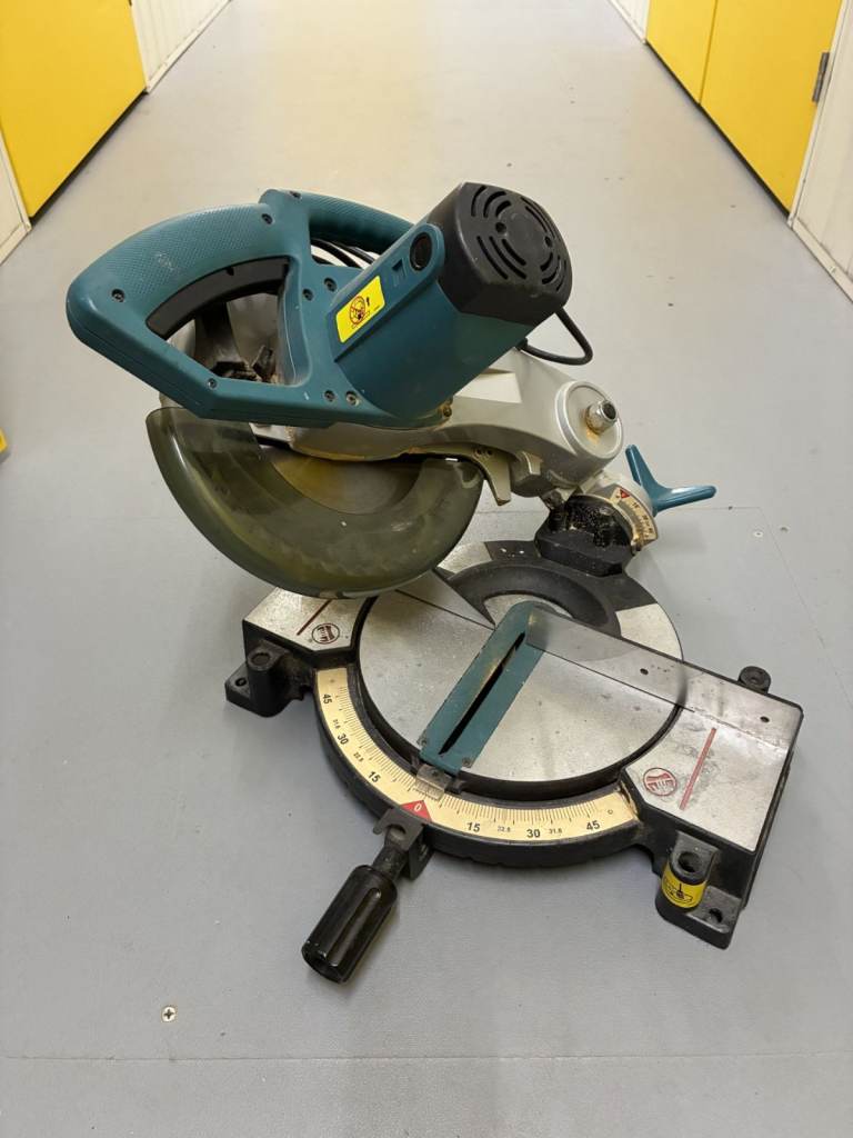 Compound Mitre Saw