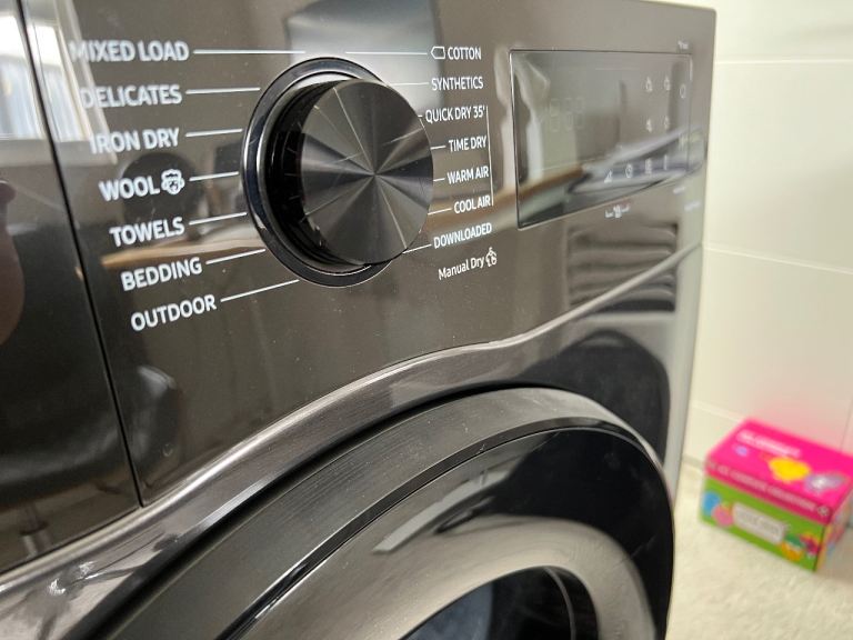 Samsung DV80CGC0B0AB Freestanding Tumble Dryer,