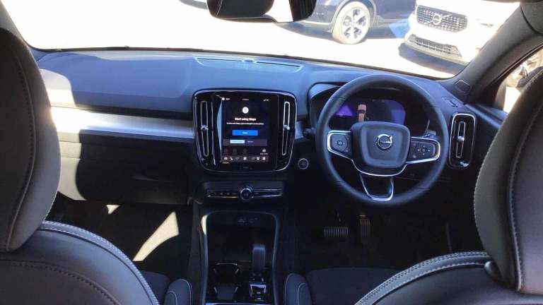 2025 Volvo XC40 Plus, B4 Mild hybrid, Petrol, Dark ESTATE Petrol/Electric Hybrid Automatic