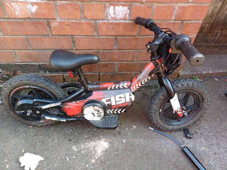 12" KIDS ELECTRIC BALANCE BIKE 200w and black Age 3-6 Years