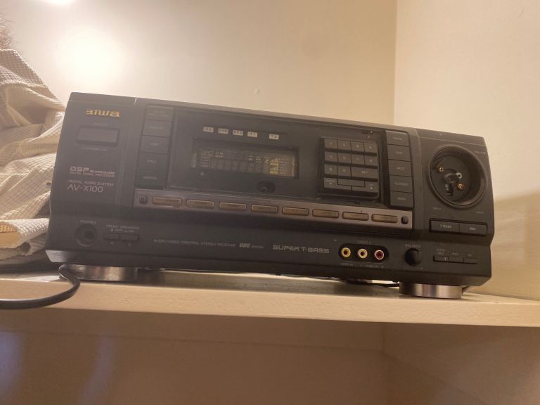 Aiwa av- x100 amp
