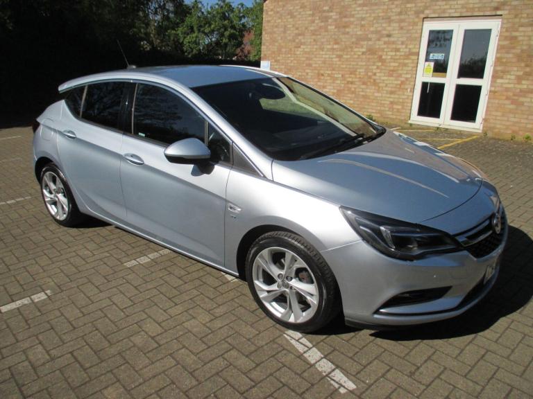 2017 Vauxhall Astra 1.4T 16V 150 SRi 5dr Auto HATCHBACK PETROL Automatic