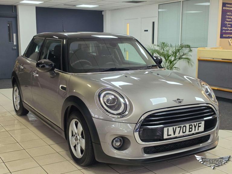 2020 MINI Hatch 1.5 Cooper Classic Steptronic Euro 6 (s/s) 5dr HATCHBACK Petrol Automatic