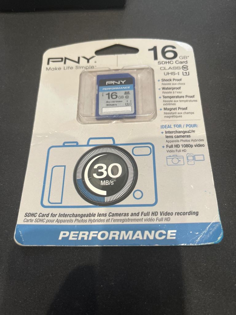 16GB Memory Card for cameras - New!