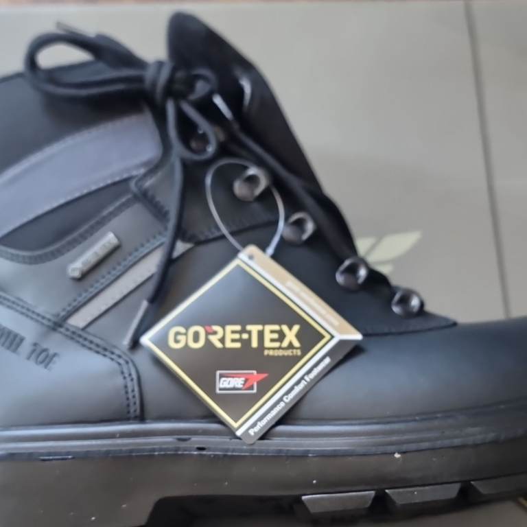 New Gore-Tex Work Boots – Black