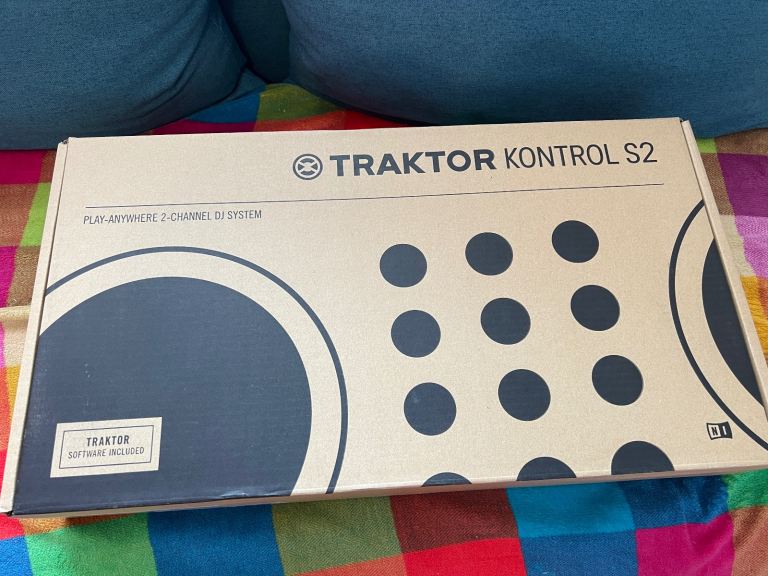 Traktor Kontrol S2