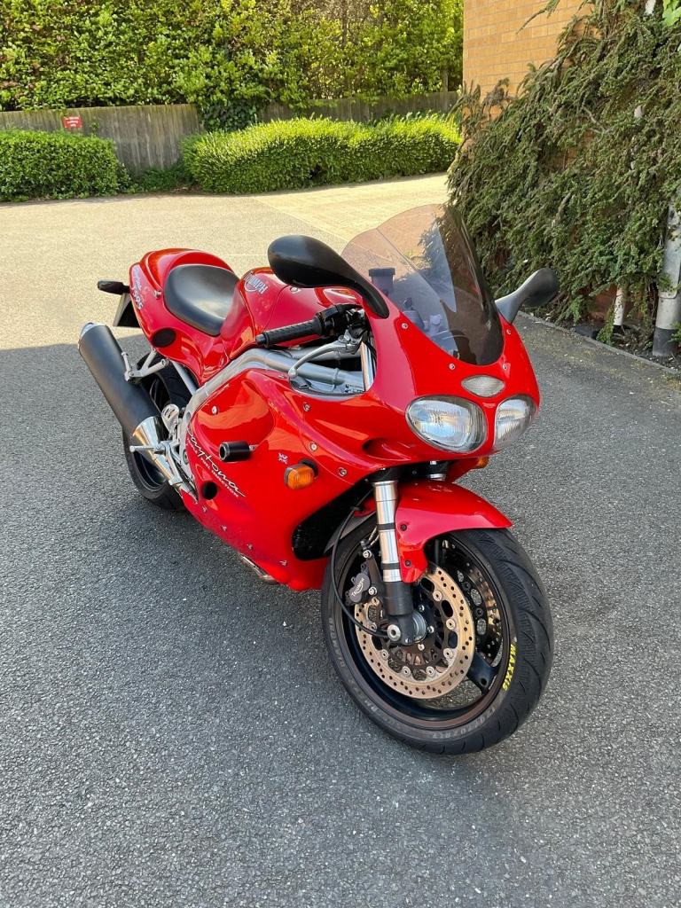 Triumph T 595 