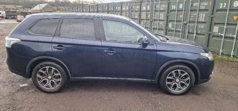 MITSIBISHI OUTLANDER 2.2 DI-D 2014 4X4 7 SEATER FULL MOT