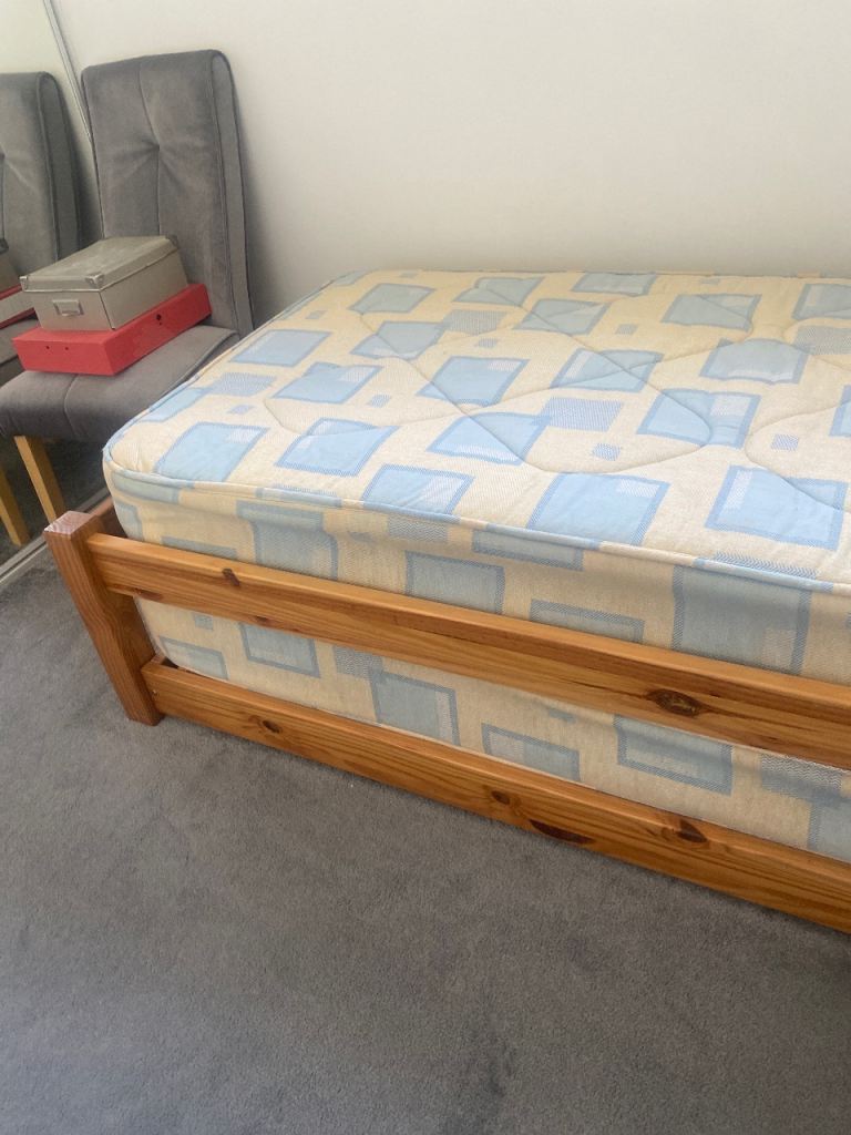 Convertible bed