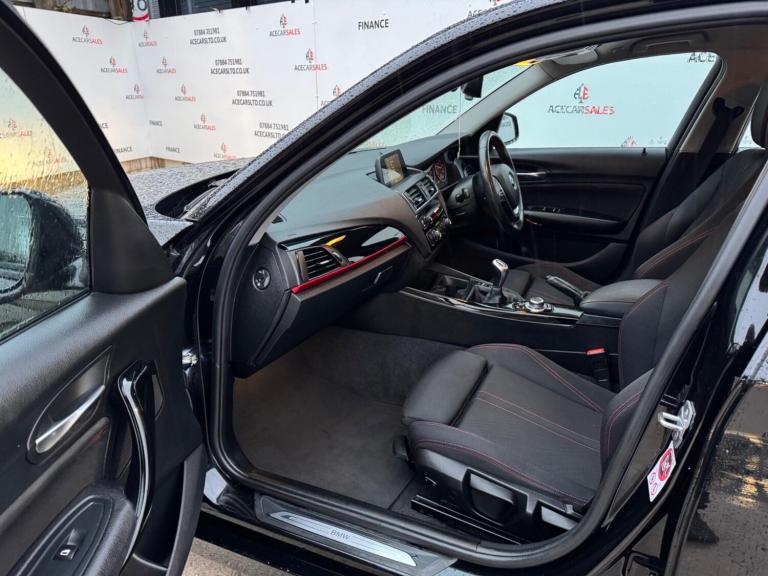 2017 BMW 1 Series 118d Sport 5dr [Nav] HATCHBACK DIESEL Manual