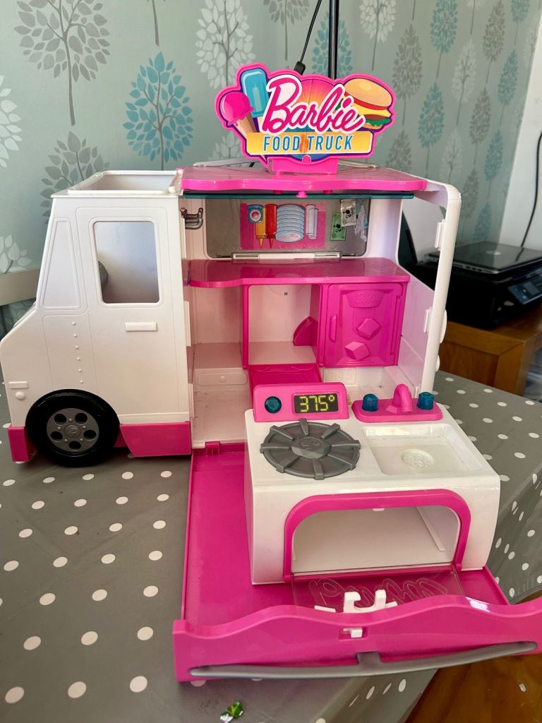 Barbie food truck 
