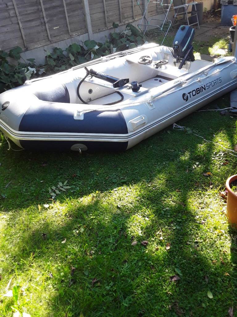 Inflatable boat 330 airdeck in excellent condition with yamaha malta 2stroke 3hp 