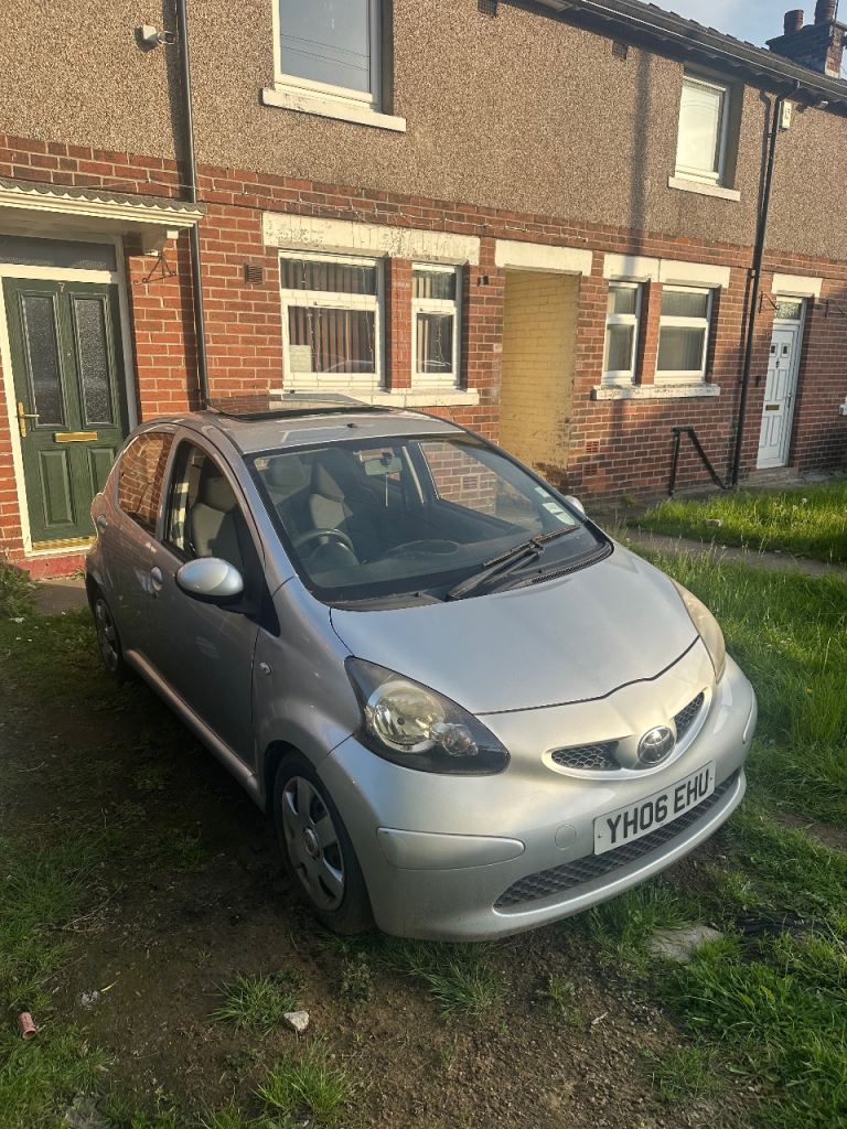 Toyota, AYGO, Hatchback, 2006, Manual, 998 (cc), 5 doors