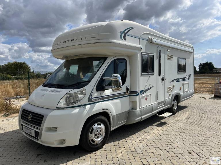 Auto-Trail Cheyenne 740SE 4 Berth Twin Beds End Washroom 43k Miles Manual