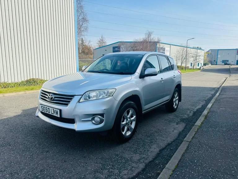 Sale my Toyota Rav 4 Facelift diesel   160k  4x4