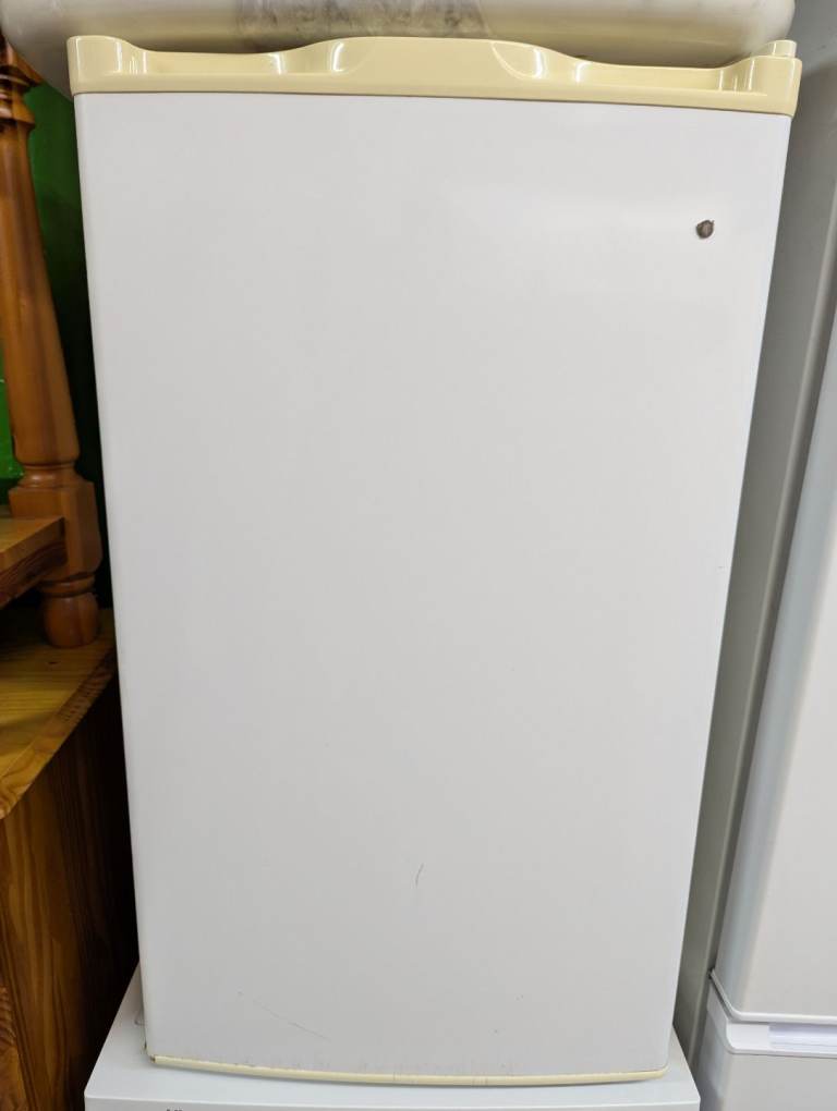 image for Under counter freezer 