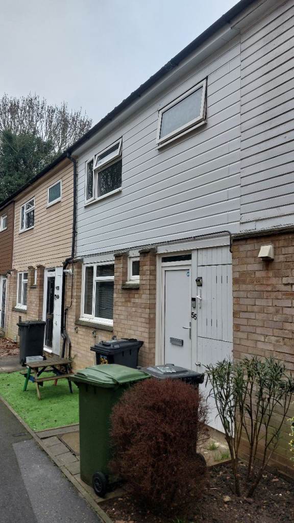 3 Bedroom House to Rent PE3