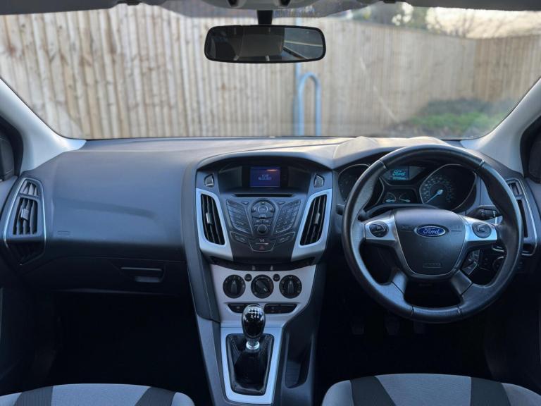 2012 Ford Focus 1.6 TDCi 115 Zetec 5dr HATCHBACK DIESEL Manual