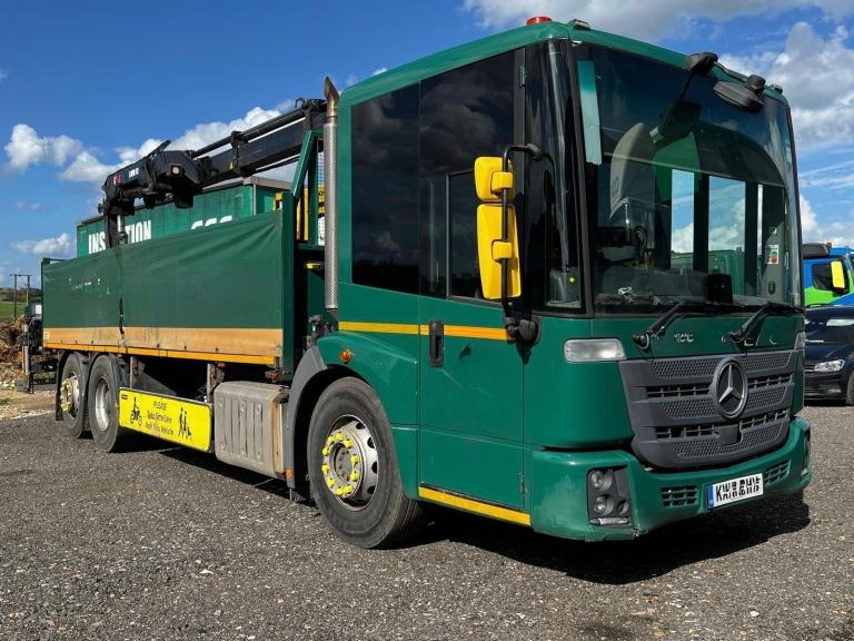 2017 Mercedes-Benz ECONIC WITH HIAB X-HIPRO 142 CRANE