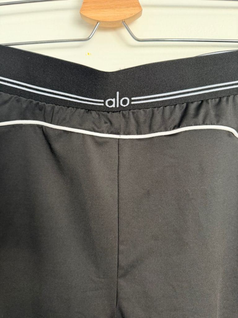 Alo Yoga Black Tracksuit Bottoms with White Trim – Good Condition