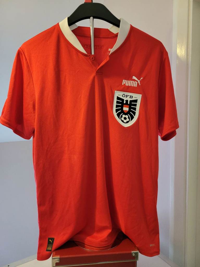 Puma Official Austria Football Shirt - Red, Size L