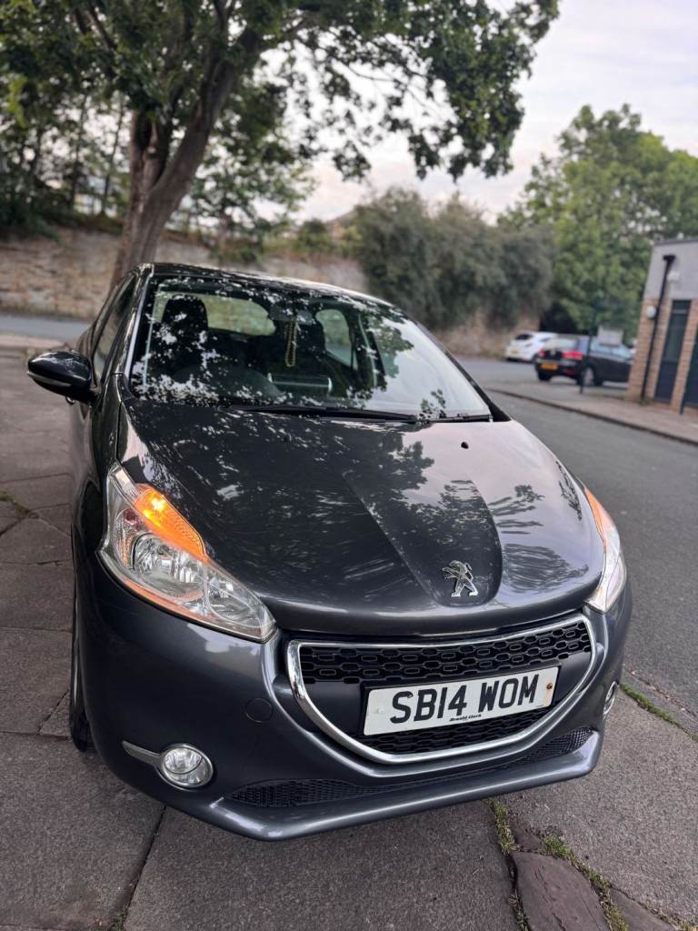 Peugeot, 208, Hatchback, 2014, Manual, 1199 (cc), 5 doors